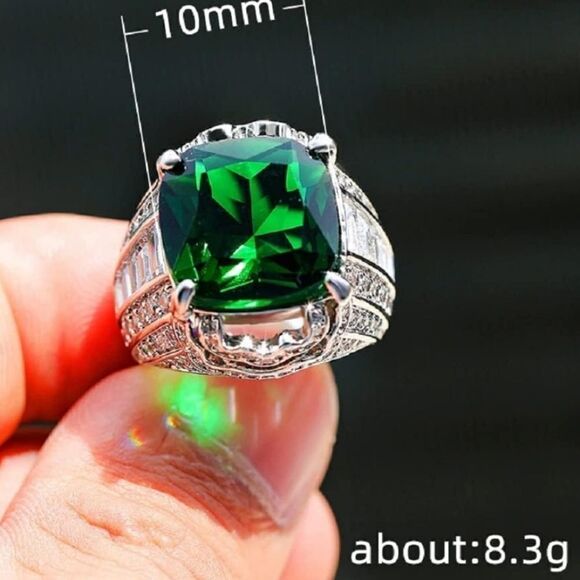 Green Emerald & White Baguette  Diamond Ring 14K Gold on 925 Silver Women's - Picture 4 of 4